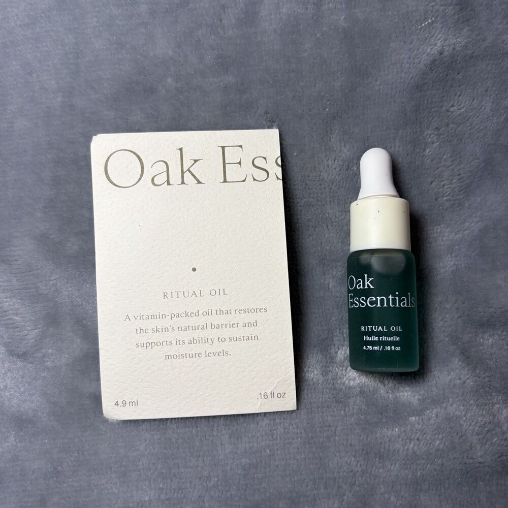 Oak Essentials Mini Face Ritual Oil - Picture 3 of 3